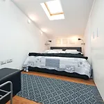 Lakovich Sea View Apartments