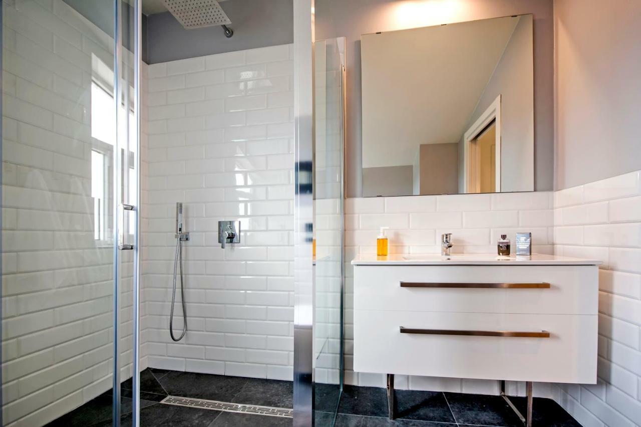 Lakovich Sea View Apartament